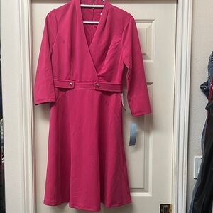 London Times Fuchsia Apparel